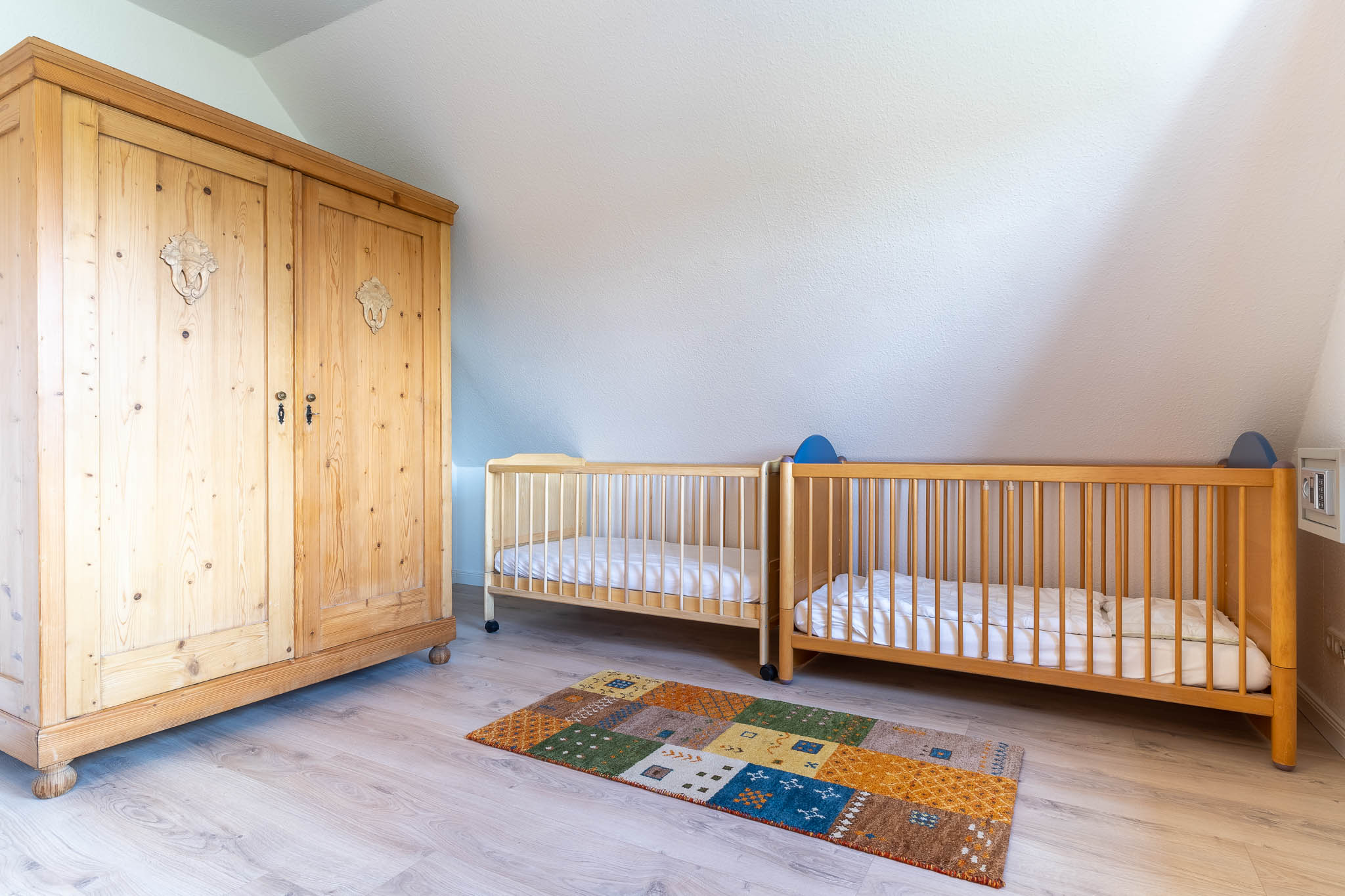 Ferienhaus Wildrose Schlafzimmer2 Kinderbett